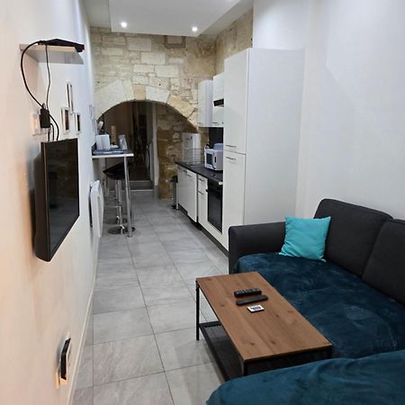 Appart 40M2 Independant, Confortable Avec Terasse Lunel  Kültér fotó