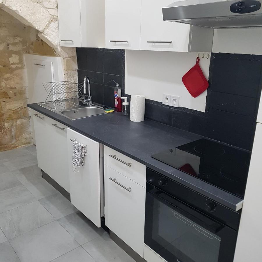 Appart 40M2 Independant, Confortable Avec Terasse Lunel  Kültér fotó