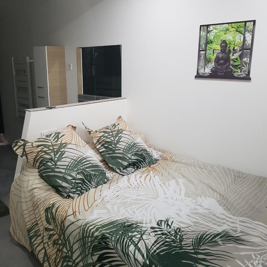 Appart 40M2 Independant, Confortable Avec Terasse Lunel  Kültér fotó